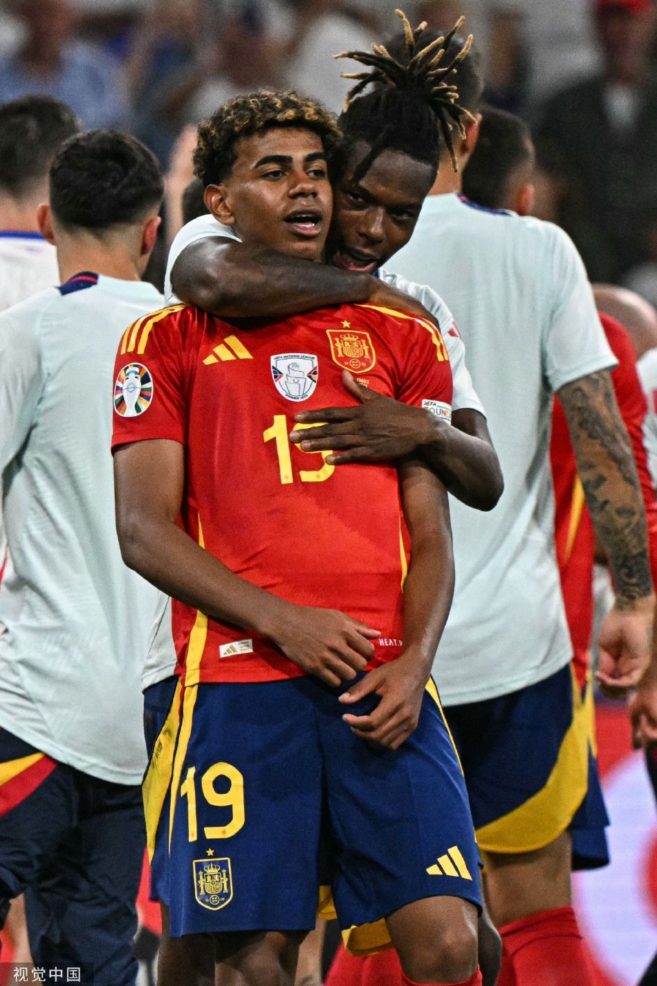 欧洲杯选手刷新世界纪录,震撼全场 欧洲杯选手刷新世界纪录,震撼全场