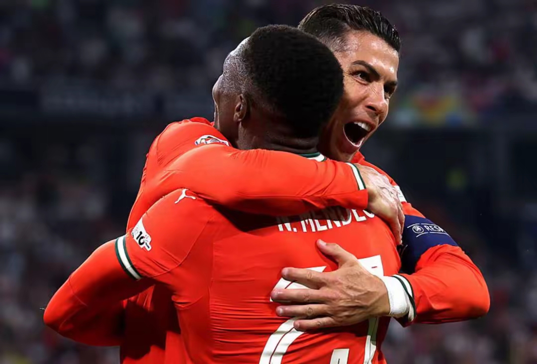 德国队险胜葡萄牙队,王皓点燃赛场 德国队险胜葡萄牙队,王皓点燃赛场