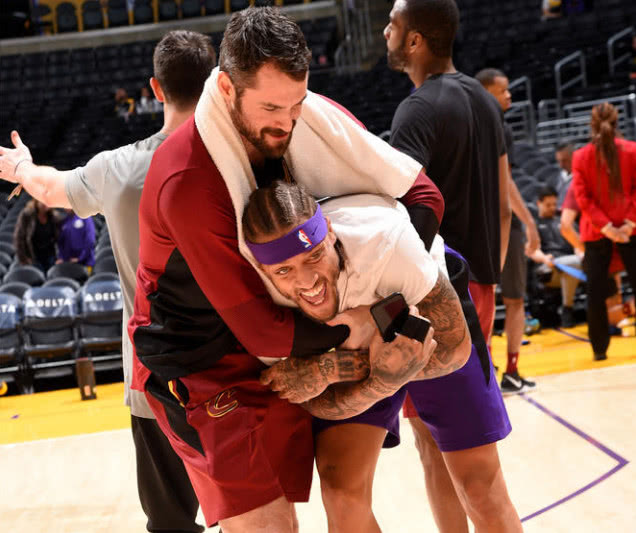 独行侠鏖战吉林队，武切维奇刷新纪录