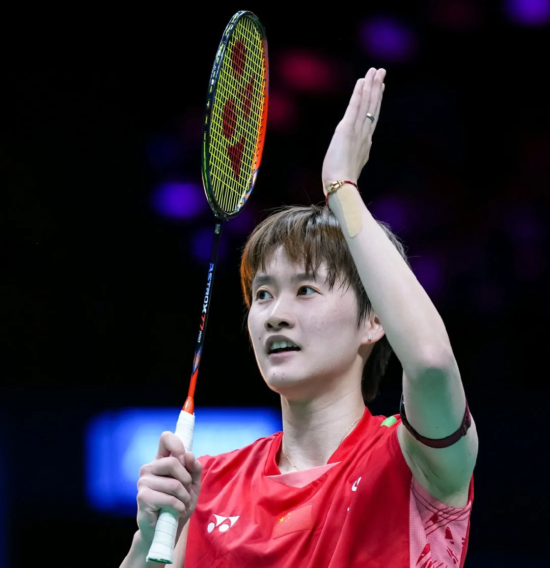 中国队险胜丹麦队，陈雨菲统治全场