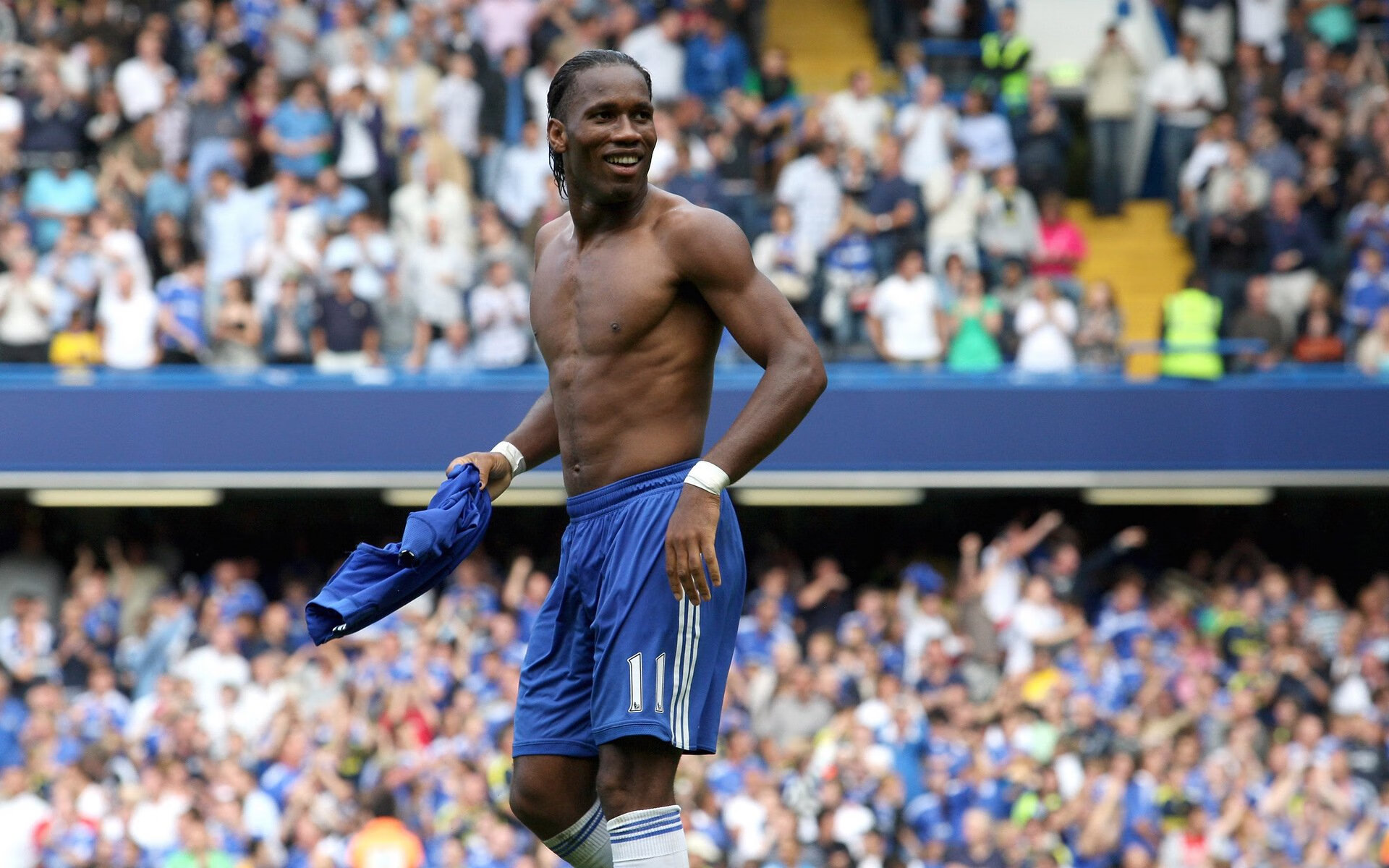 德甲争冠夜唯一主宰，萨卡三度改写剧本的魔法时刻