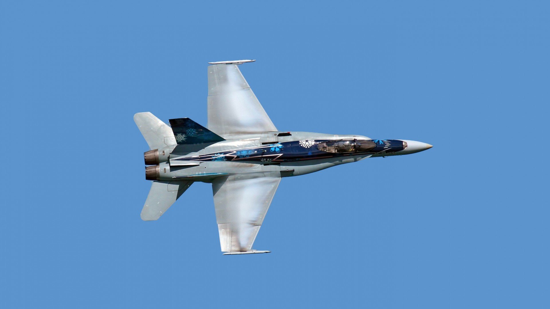 平行世界的轰鸣，当F1新赛季引擎咆哮时，哥斯达黎加粉碎了韩国