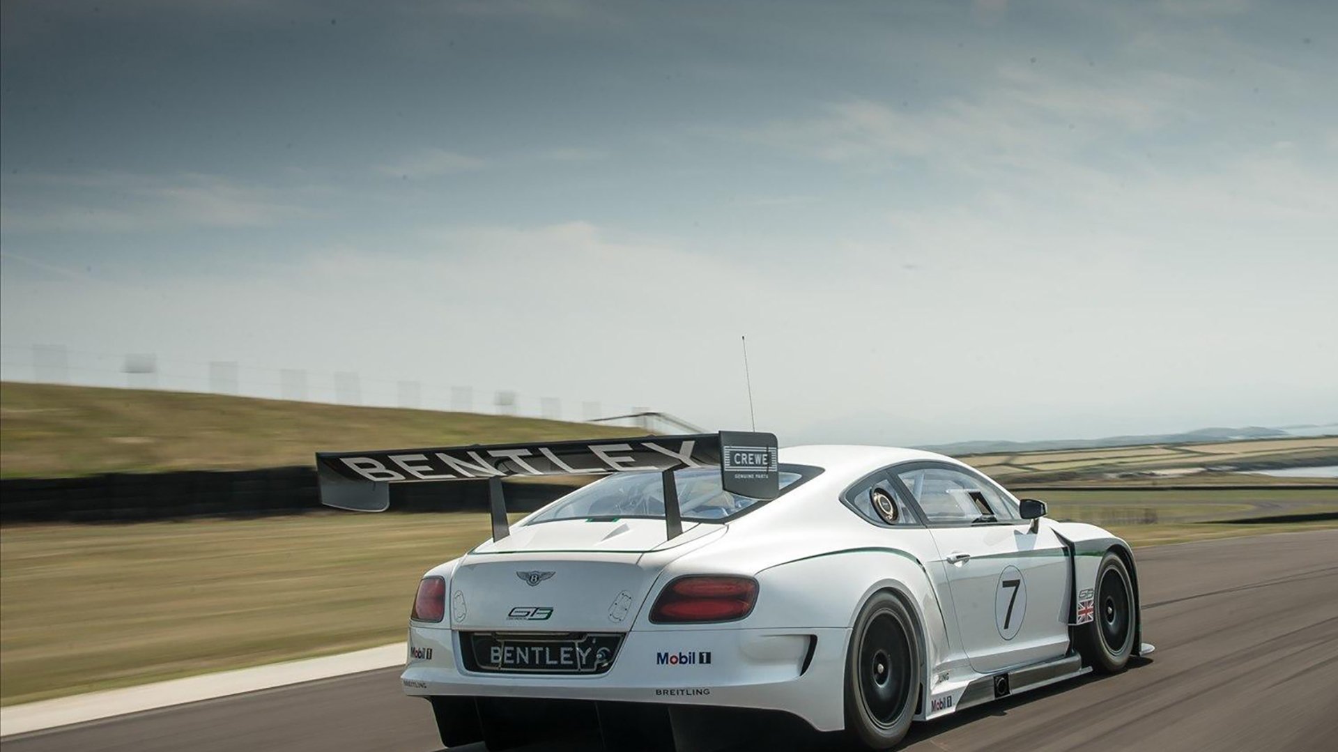 开云体育-焦点战的逆袭密码，西亚卡姆的无声宣言，独行侠以窒息防守碾碎奇才