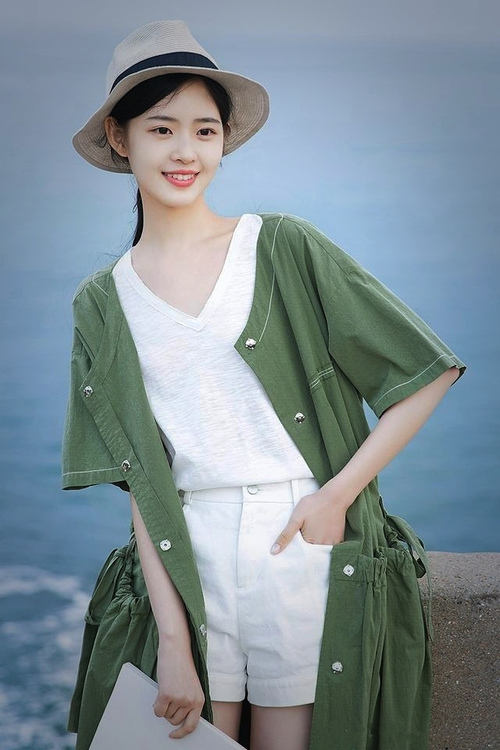 橙色奇迹,加克波独中三元,卡塔尔铁血防守让曼城巨星黯然失色